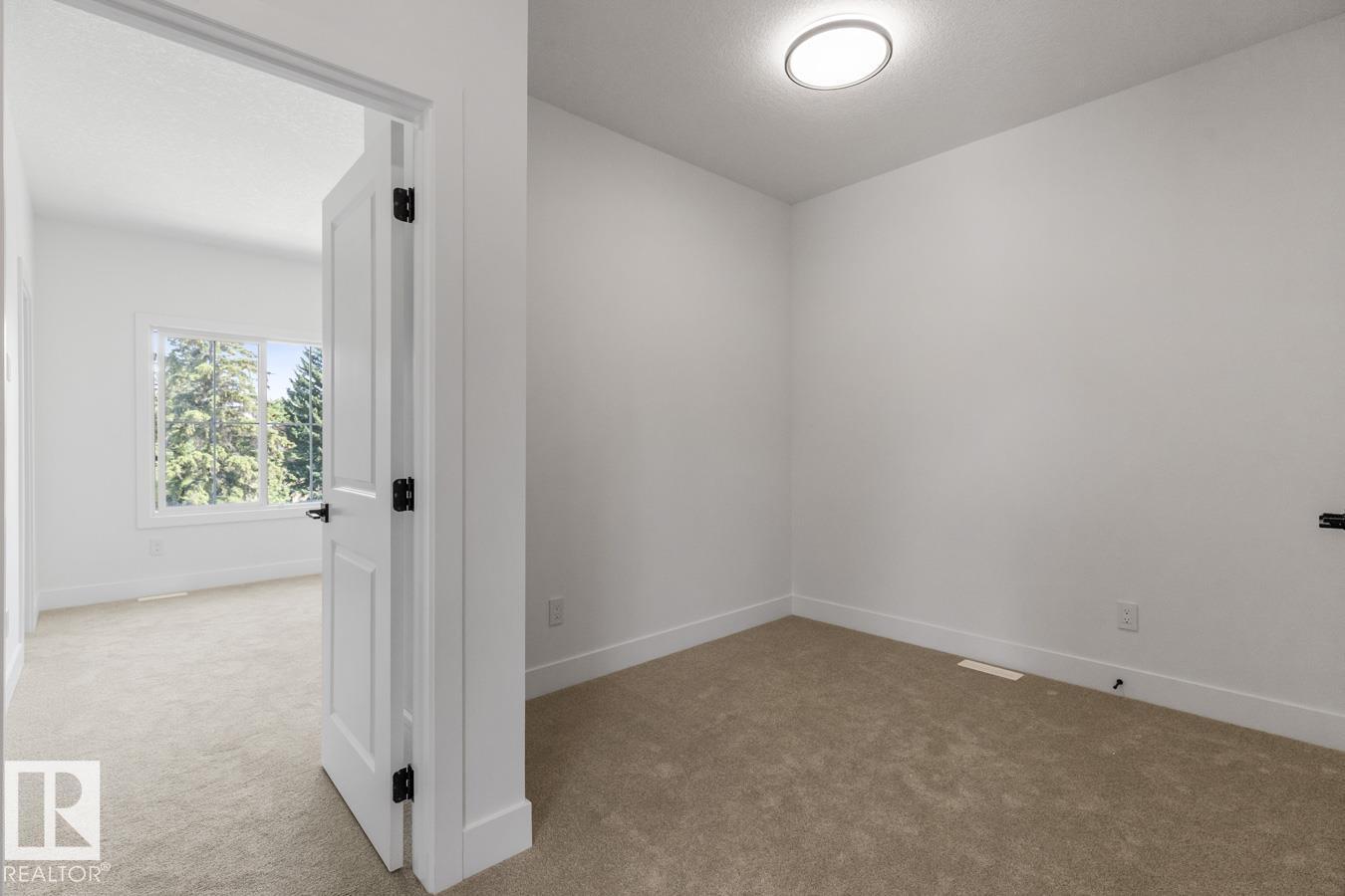 Photo 5 of 7908 75 St Nw, Edmonton AB
