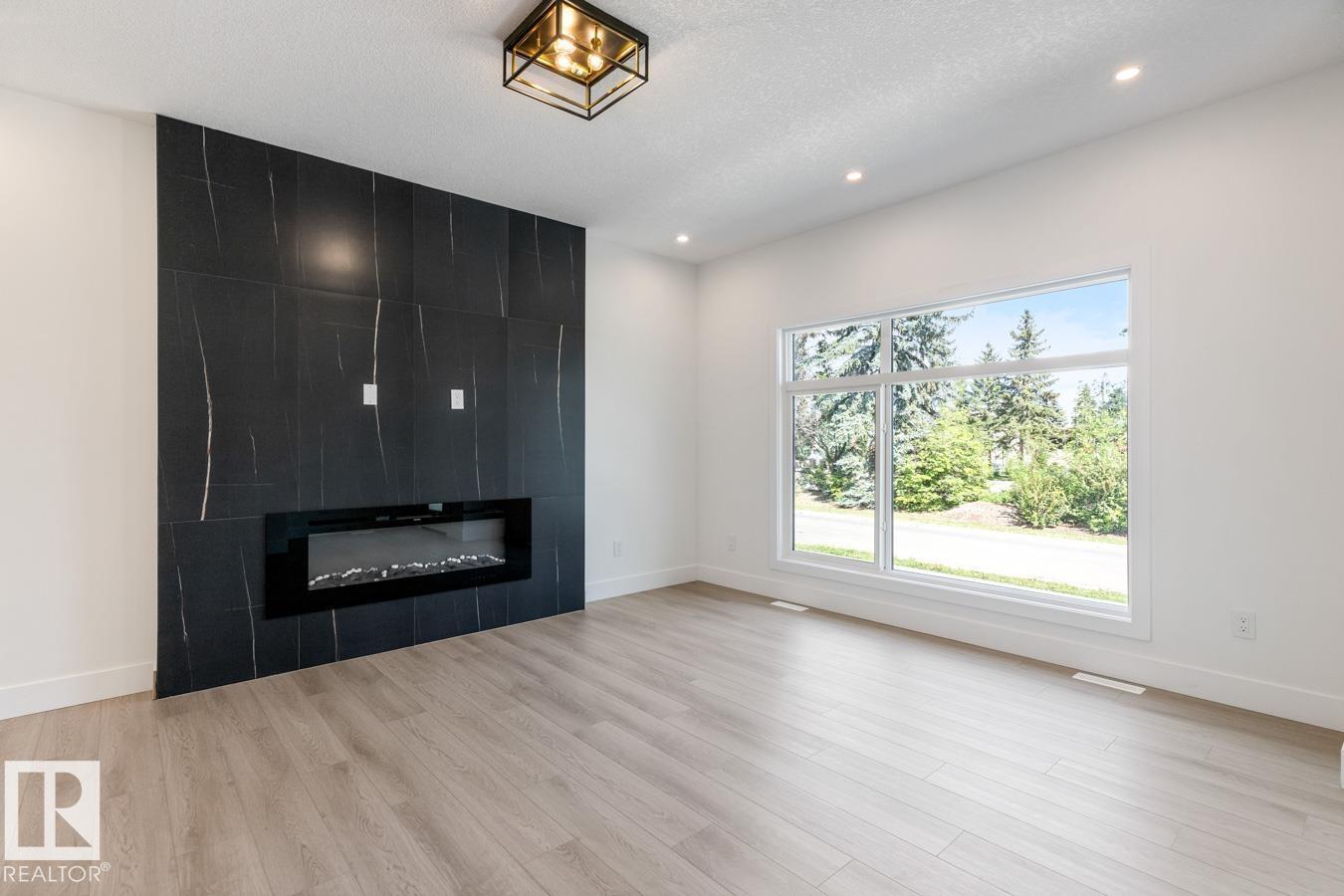 Photo 7 of 7906 75 St Nw, Edmonton AB