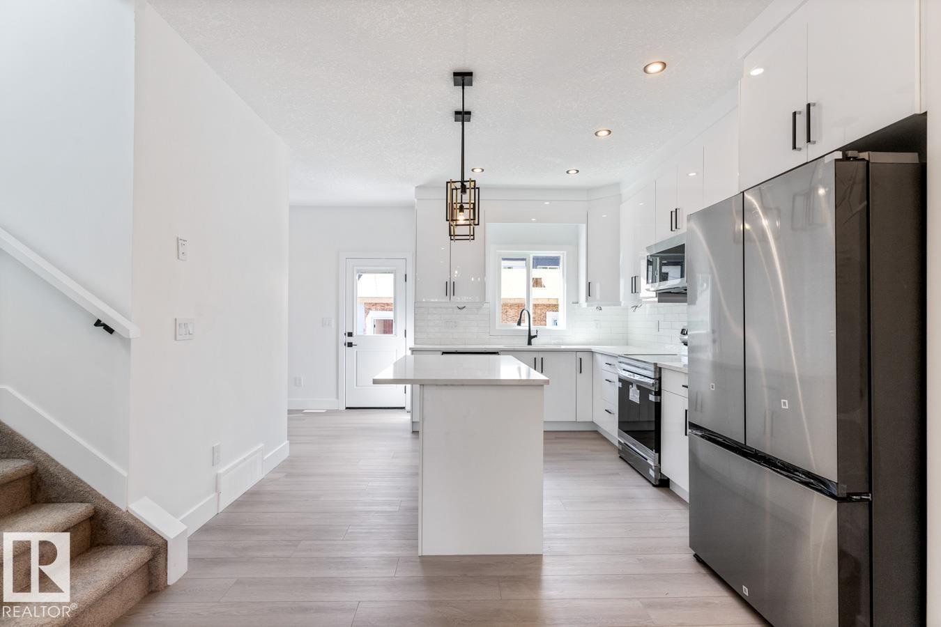 Photo 52 of 7906 75 St Nw, Edmonton AB