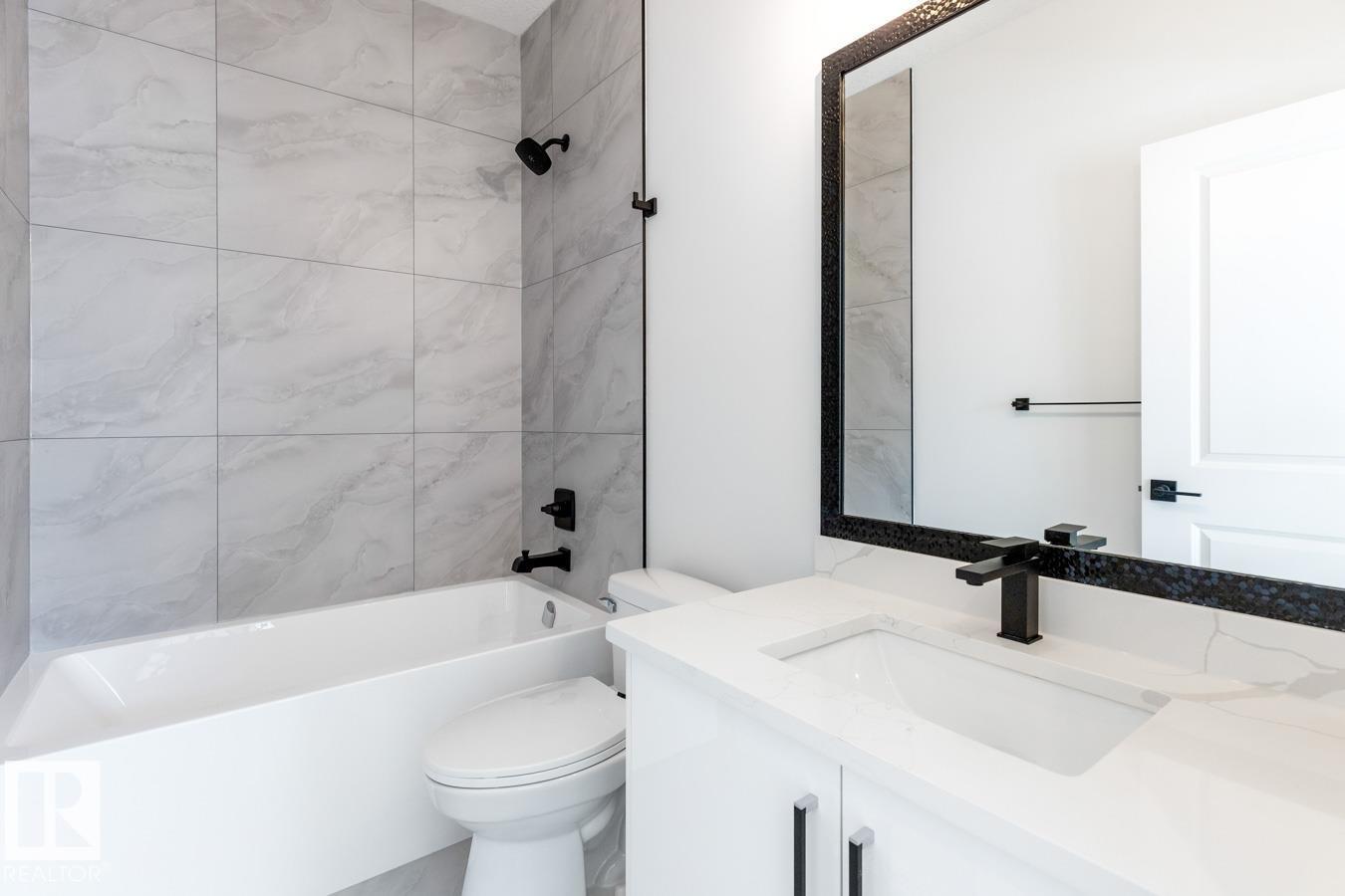 Photo 10 of 7906 75 St Nw, Edmonton AB