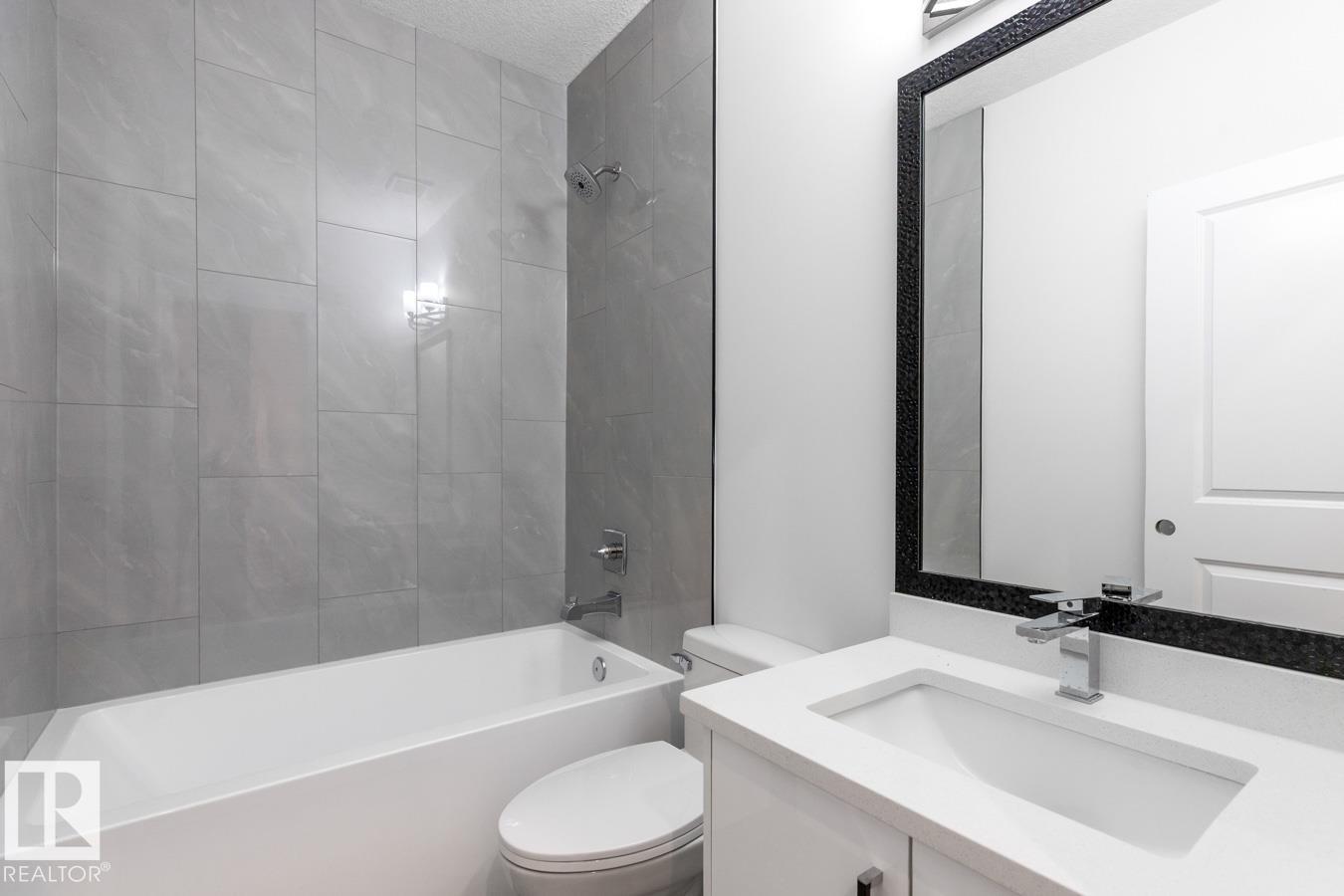 Photo 1 of 7906 75 St Nw, Edmonton AB