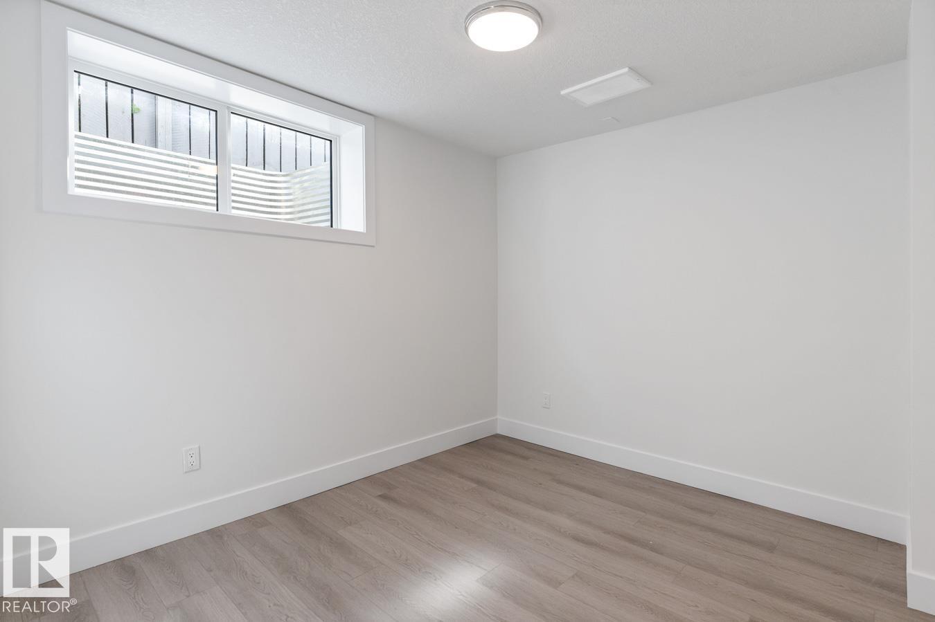 Photo 49 of 7906 75 St Nw, Edmonton AB