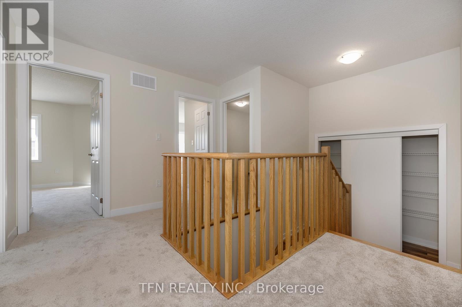 Photo 19 of 71 Wintergreen Crescent, Haldimand ON