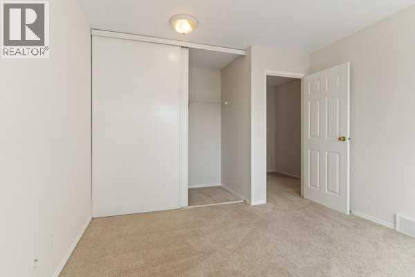 2, 206 Grier Terrace NE, Calgary, Alberta