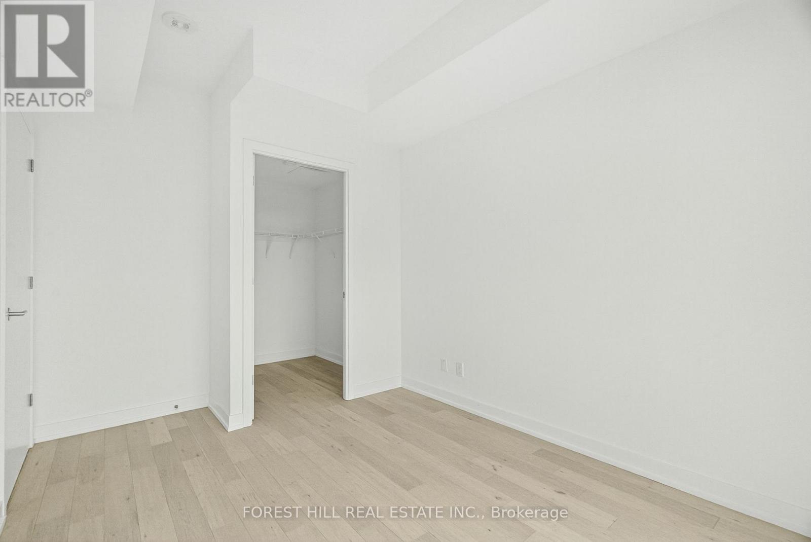Photo 4 of 804 200 Sudbury Street, Toronto ON