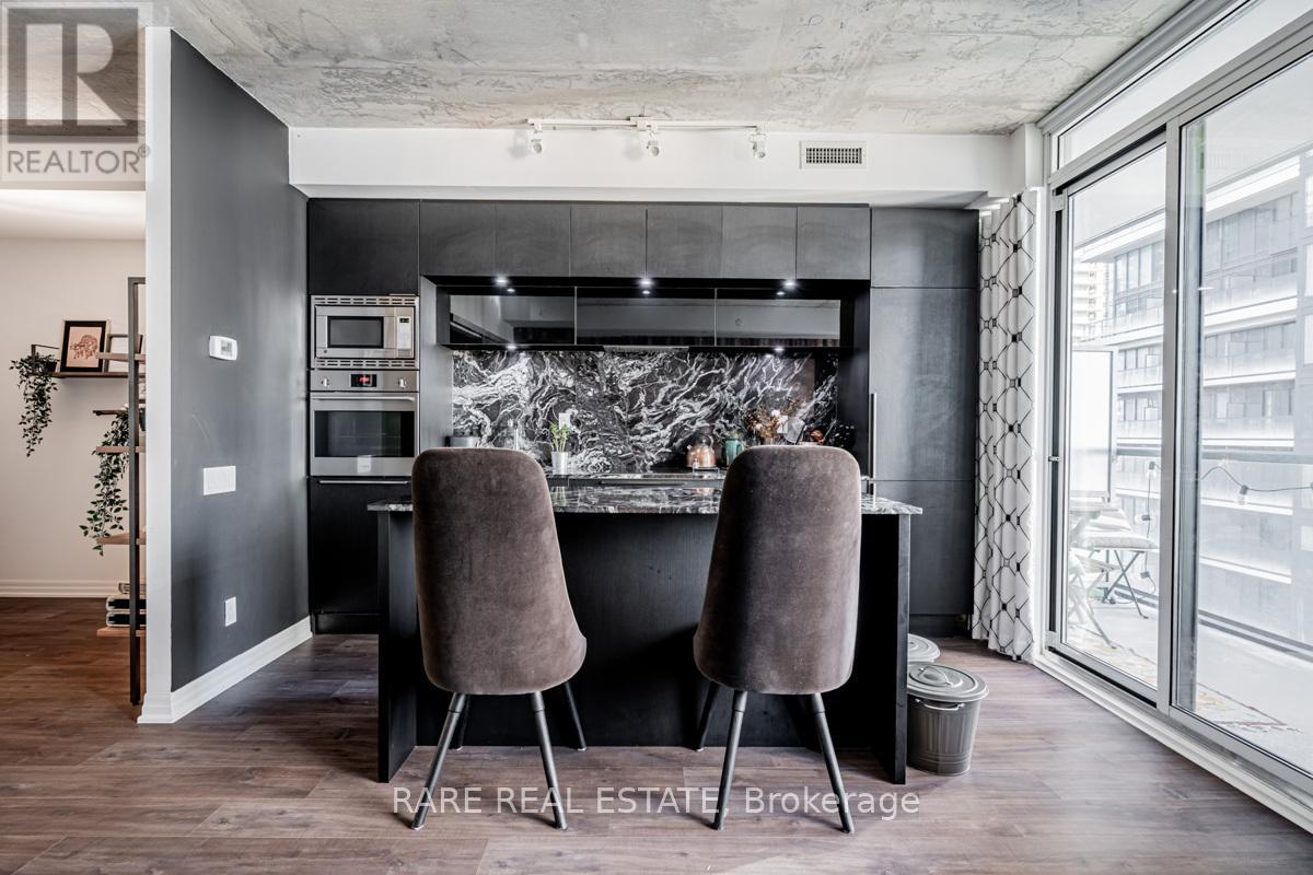 Photo 14 of 2304 88 Blue Jays Way, Toronto ON