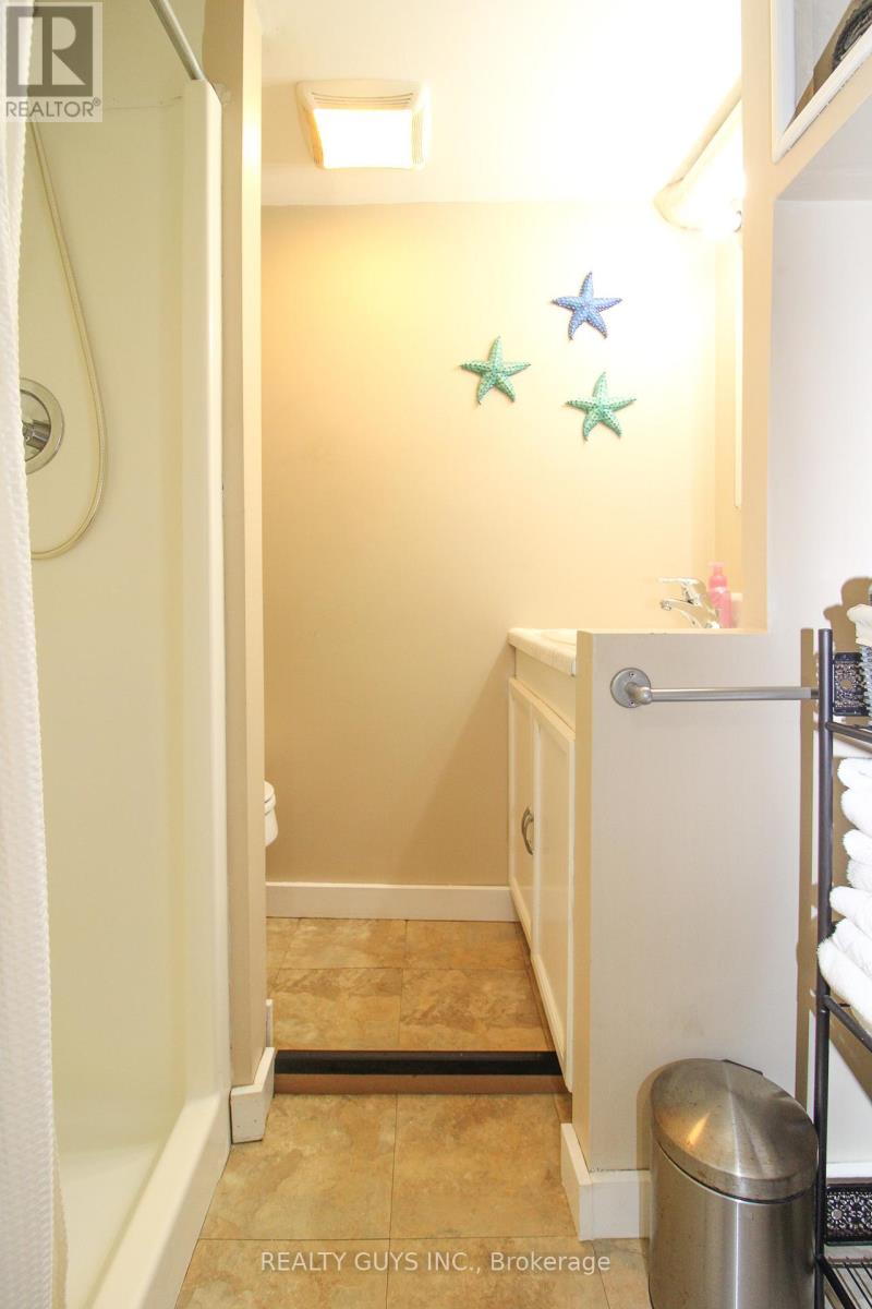 Photo 44 of 554 Douglas Avenue, Peterborough Central ON