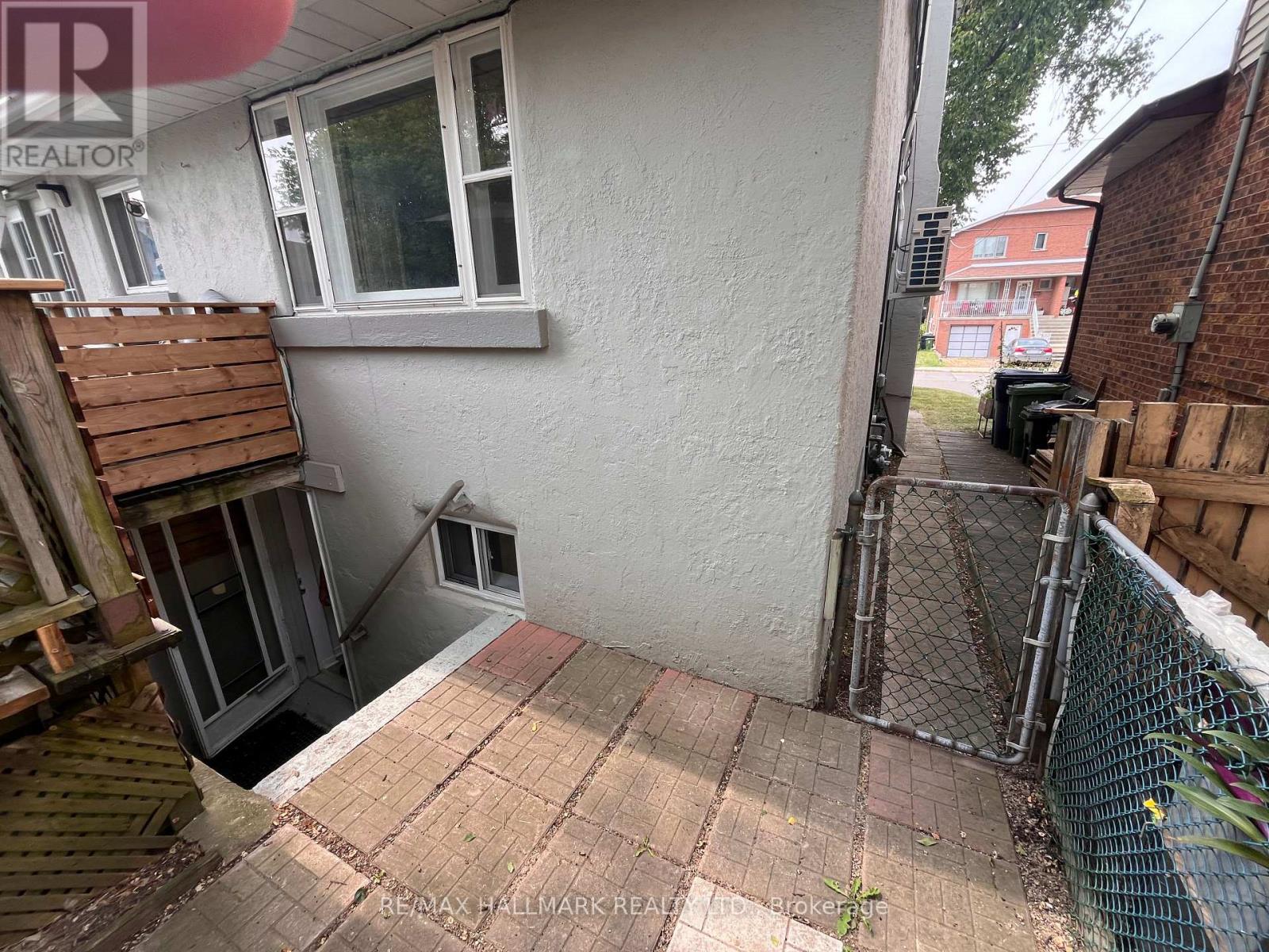 Photo 9 of Lower 17 Mystic Avenue, Toronto ON