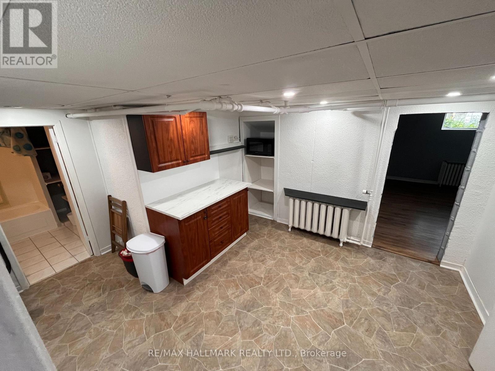 Photo 3 of Lower 17 Mystic Avenue, Toronto ON