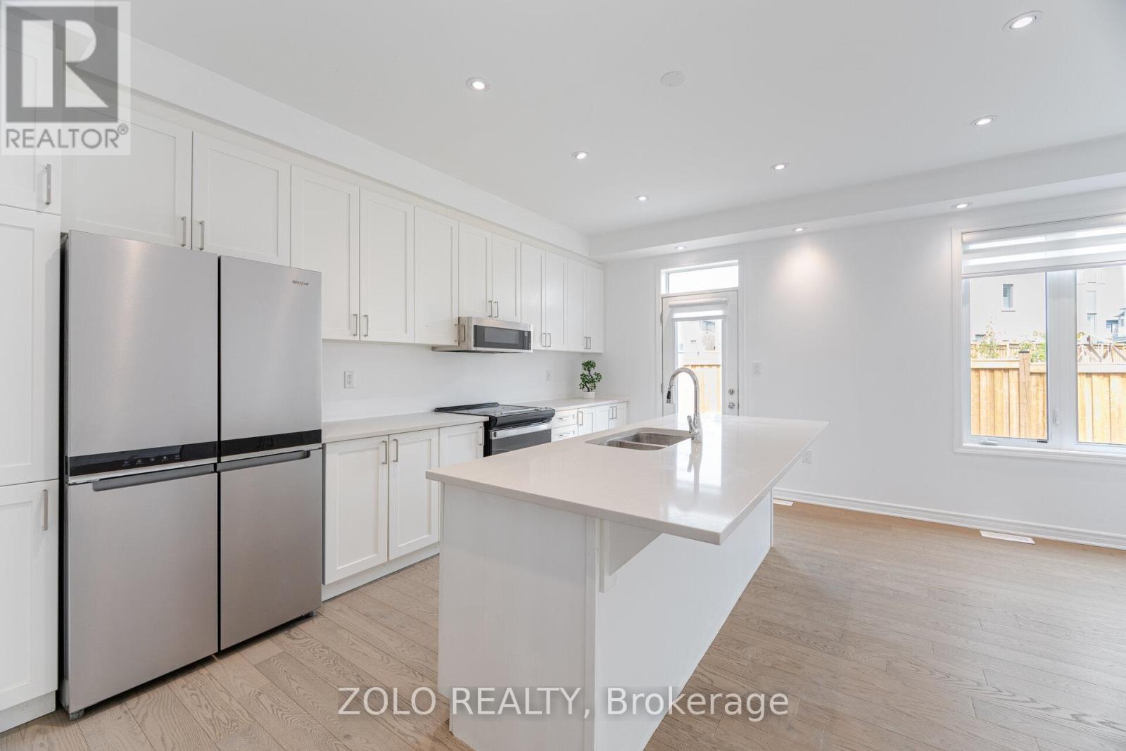 Photo 10 of 1402 Stillmeadow Lane, Pickering ON