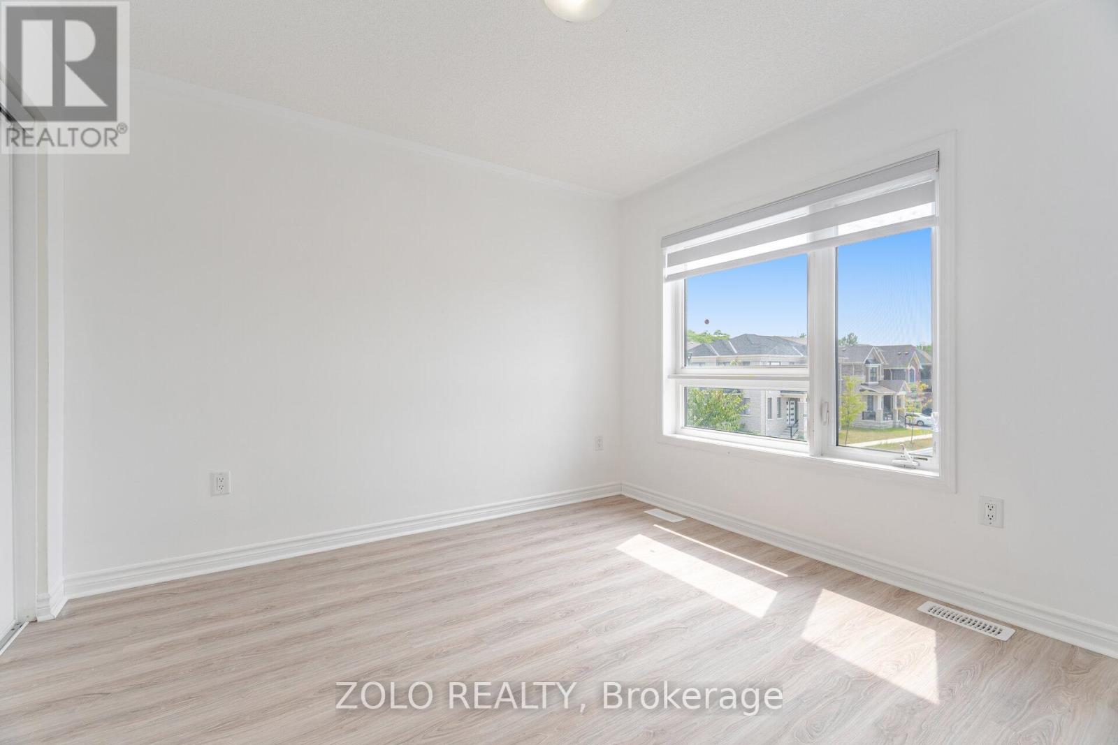 Photo 32 of 1402 Stillmeadow Lane, Pickering ON