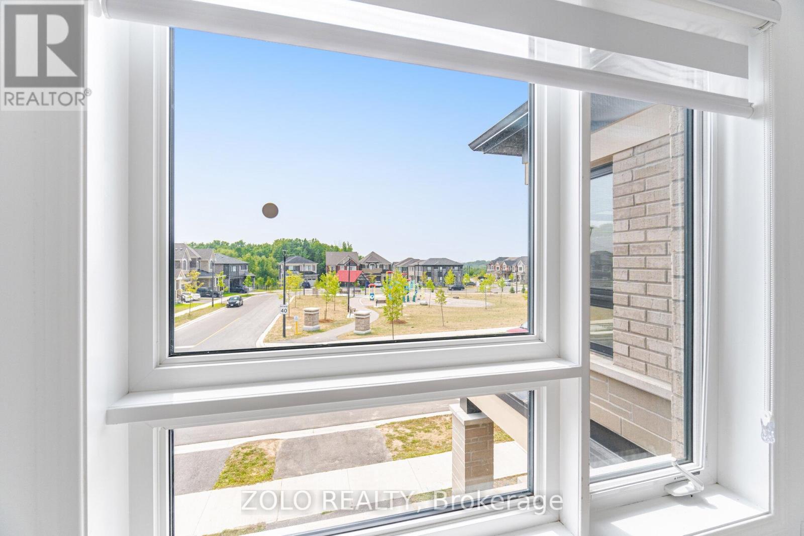 Photo 18 of 1402 Stillmeadow Lane, Pickering ON