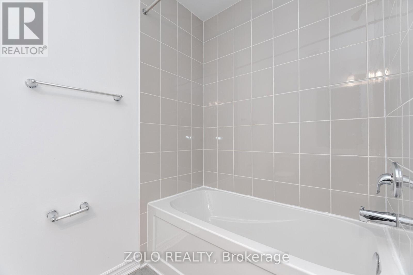 Photo 21 of 1402 Stillmeadow Lane, Pickering ON