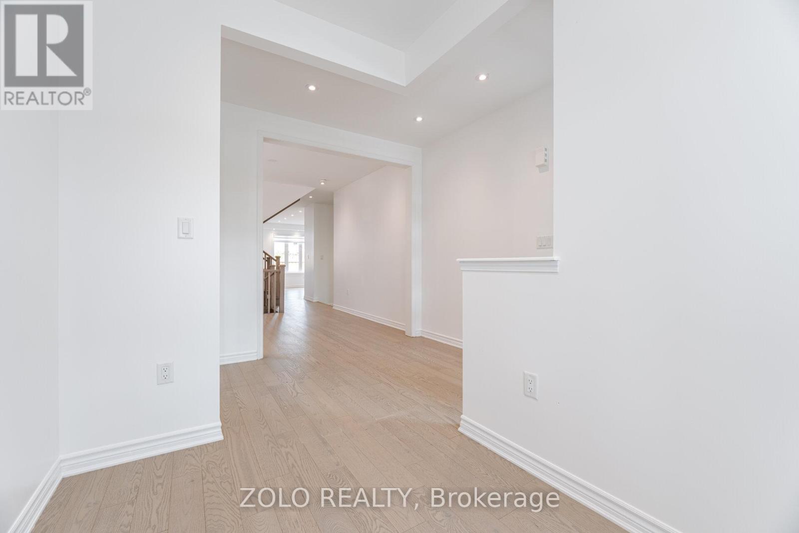 Photo 27 of 1402 Stillmeadow Lane, Pickering ON