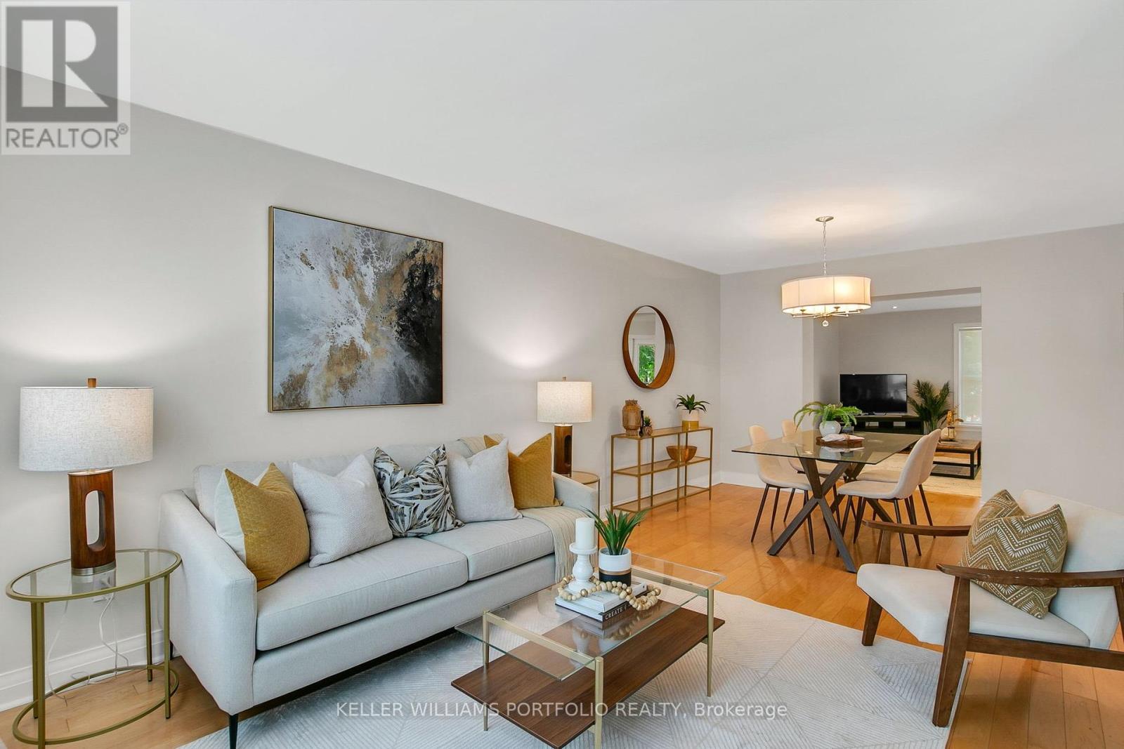 Photo 16 of 85 Ashbourne Drive, Toronto ON