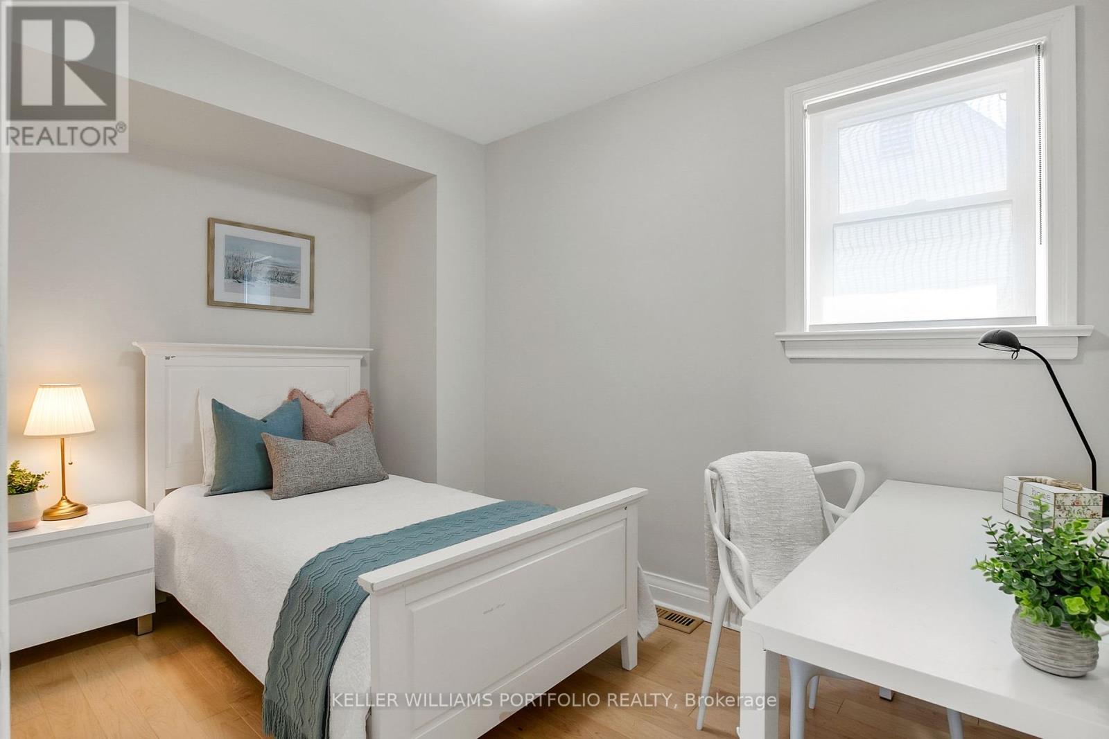 Photo 34 of 85 Ashbourne Drive, Toronto ON