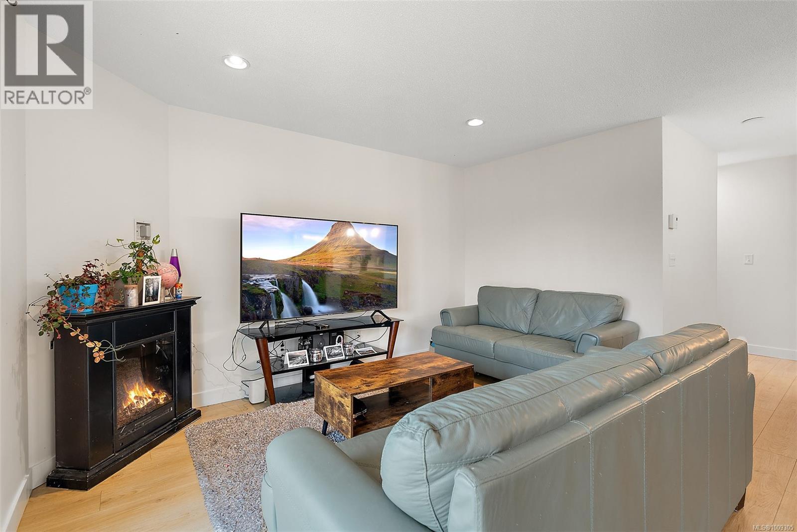Photo 16 of 213 1991 Kaltasin Rd, Sooke BC