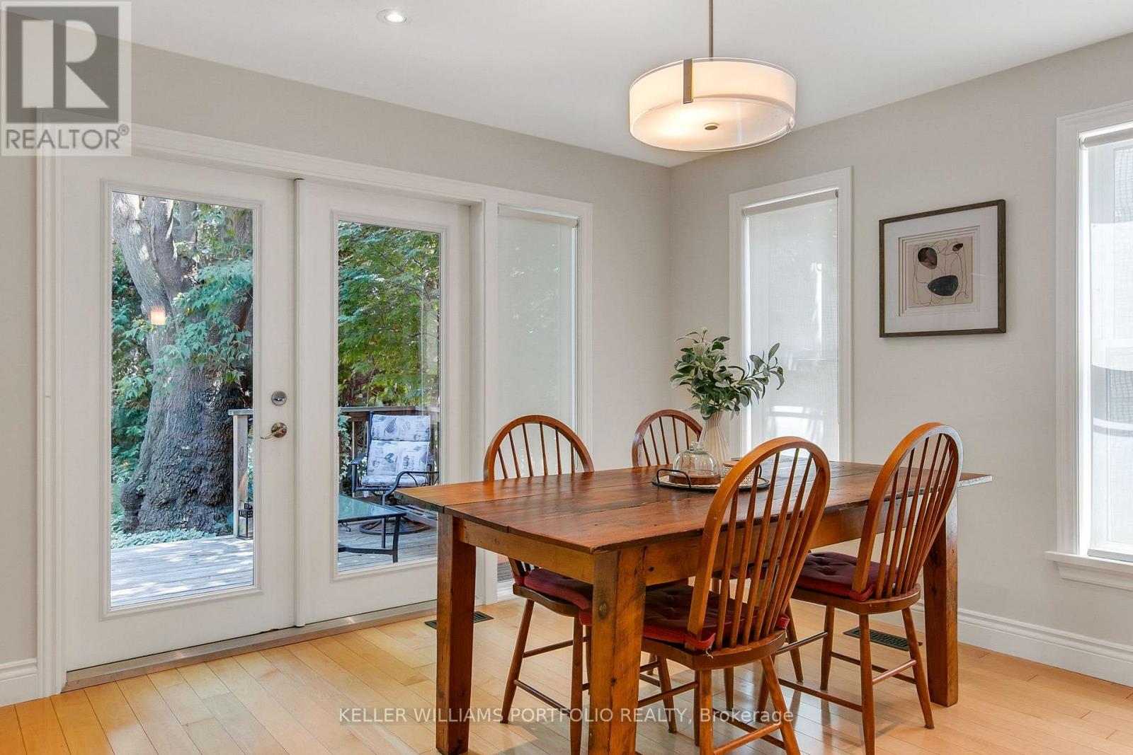 Photo 8 of 85 Ashbourne Drive, Toronto ON