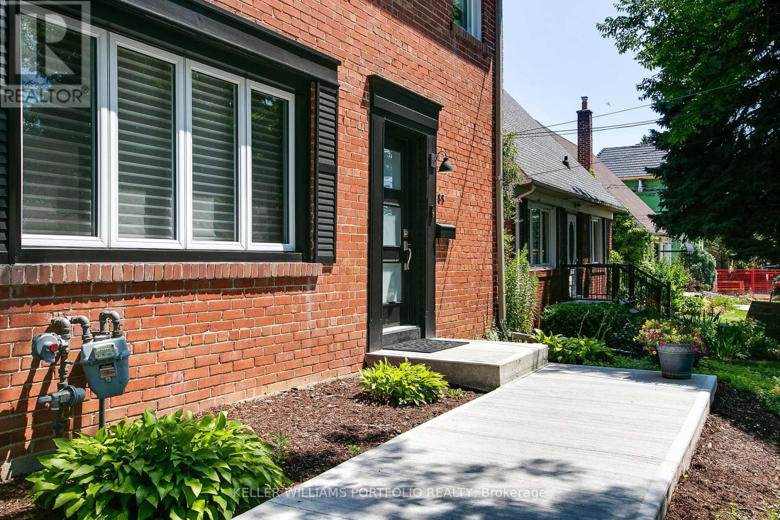 Photo 48 of 85 Ashbourne Drive, Toronto ON