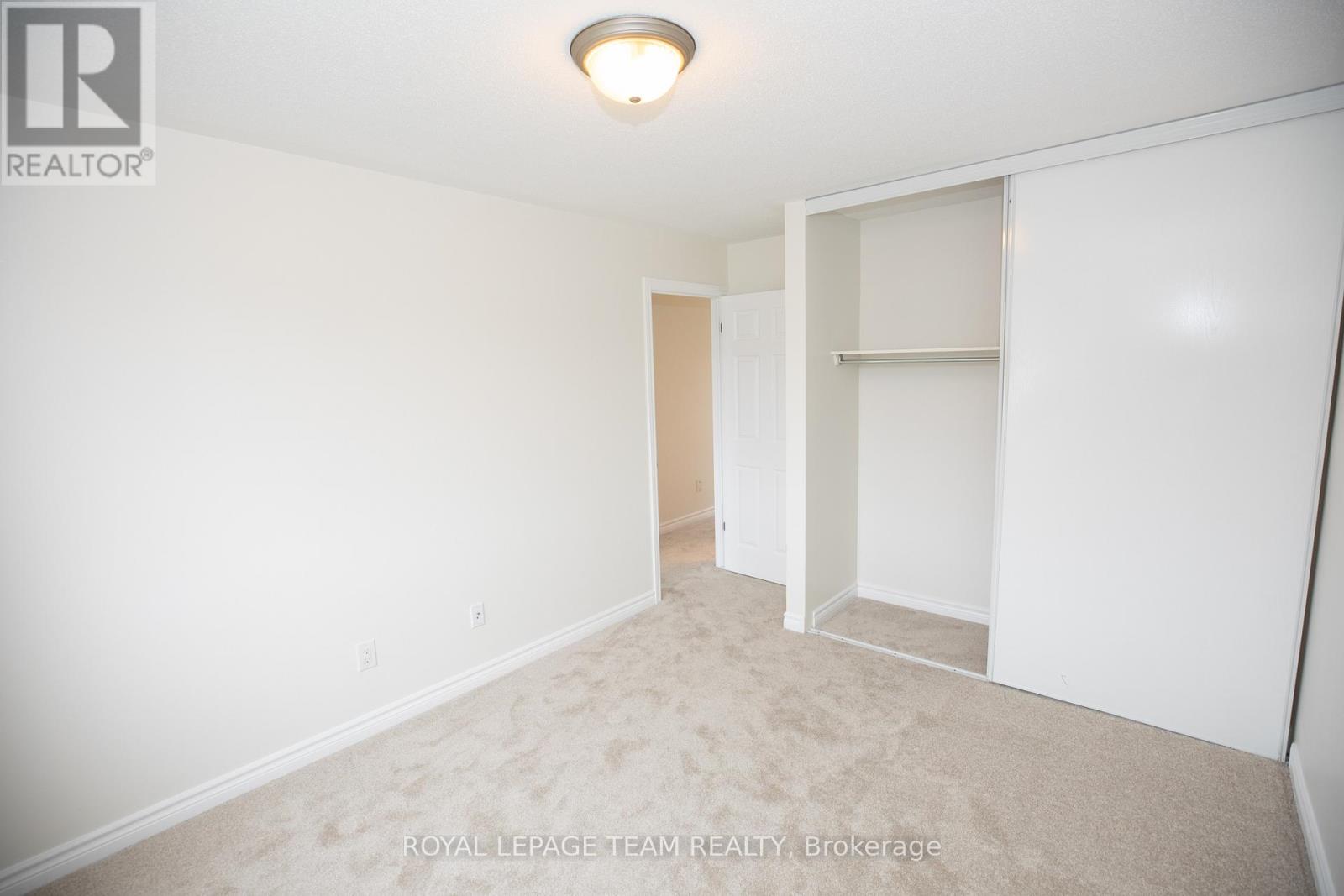 Photo 29 of 687 Paul Metivier Drive, Ottawa ON