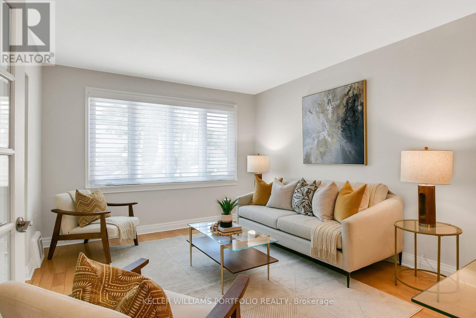 Photo 18 of 85 Ashbourne Drive, Toronto ON