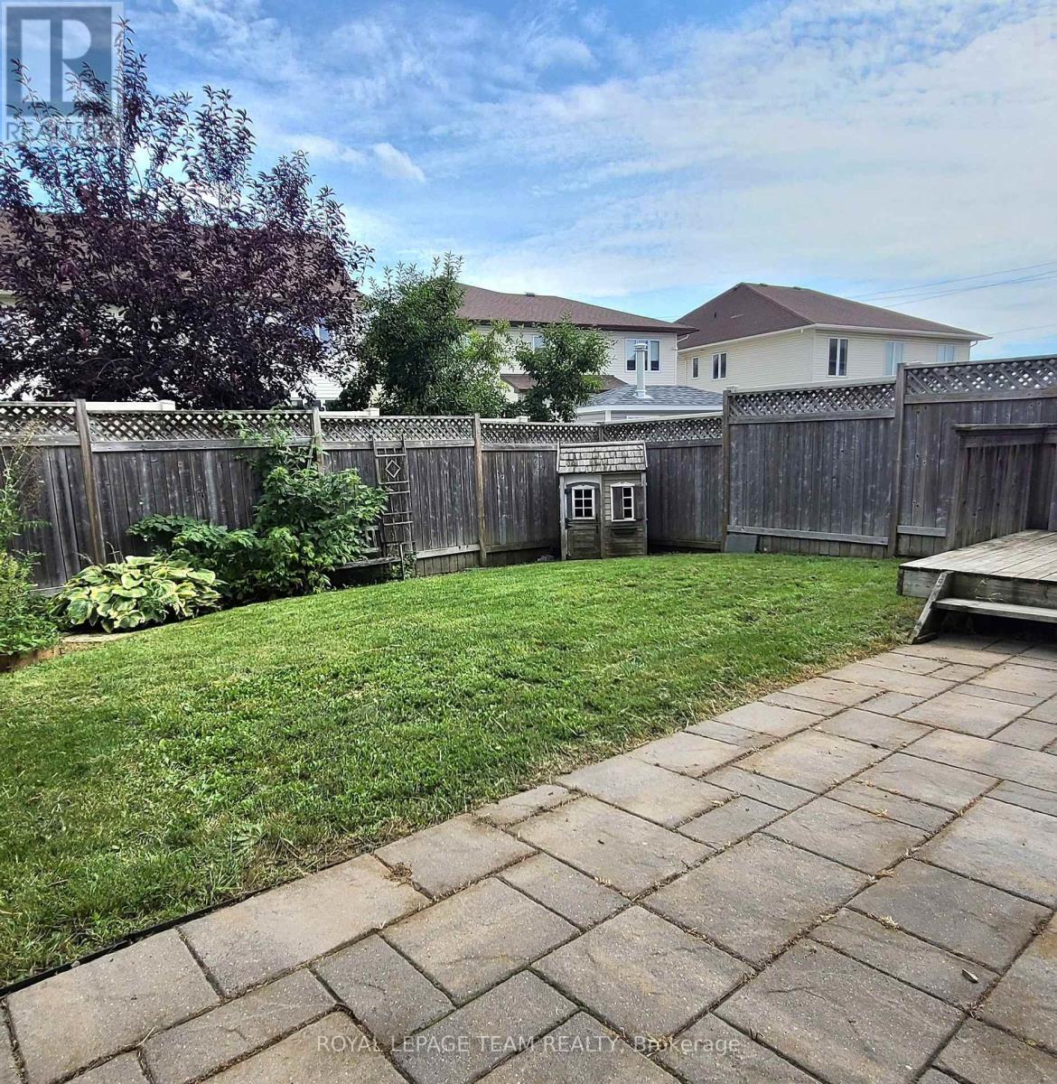 Photo 22 of 687 Paul Metivier Drive, Ottawa ON