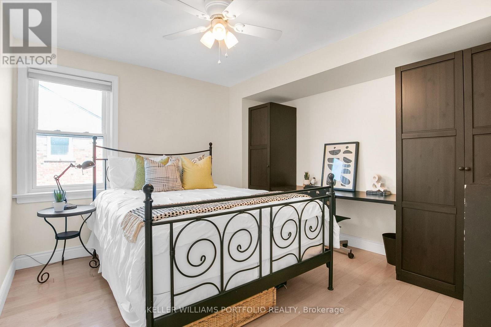 Photo 33 of 85 Ashbourne Drive, Toronto ON