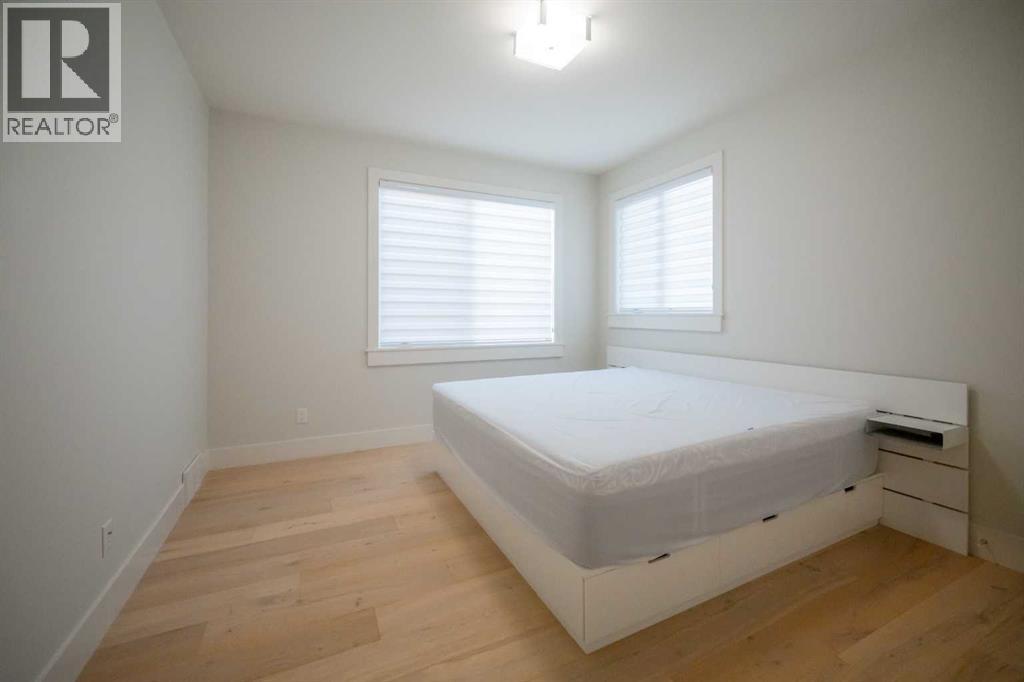 Single Family House for Sale in   Avenue NE Winston Heights/Mountview Calgary 
