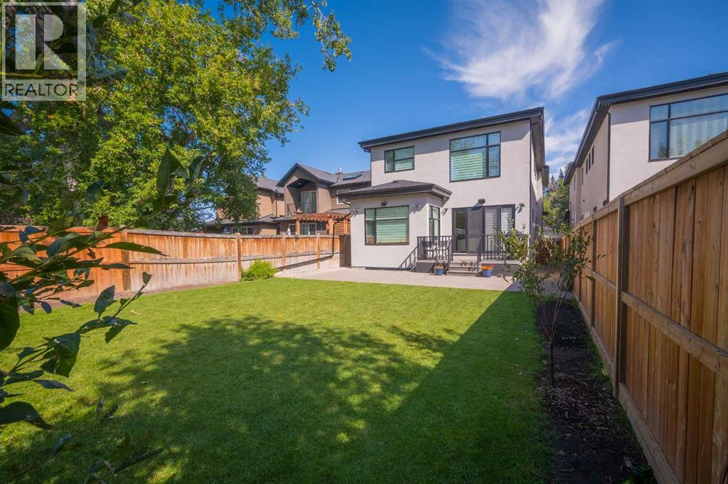 Single Family House for Sale in   Avenue NE Winston Heights/Mountview Calgary 
