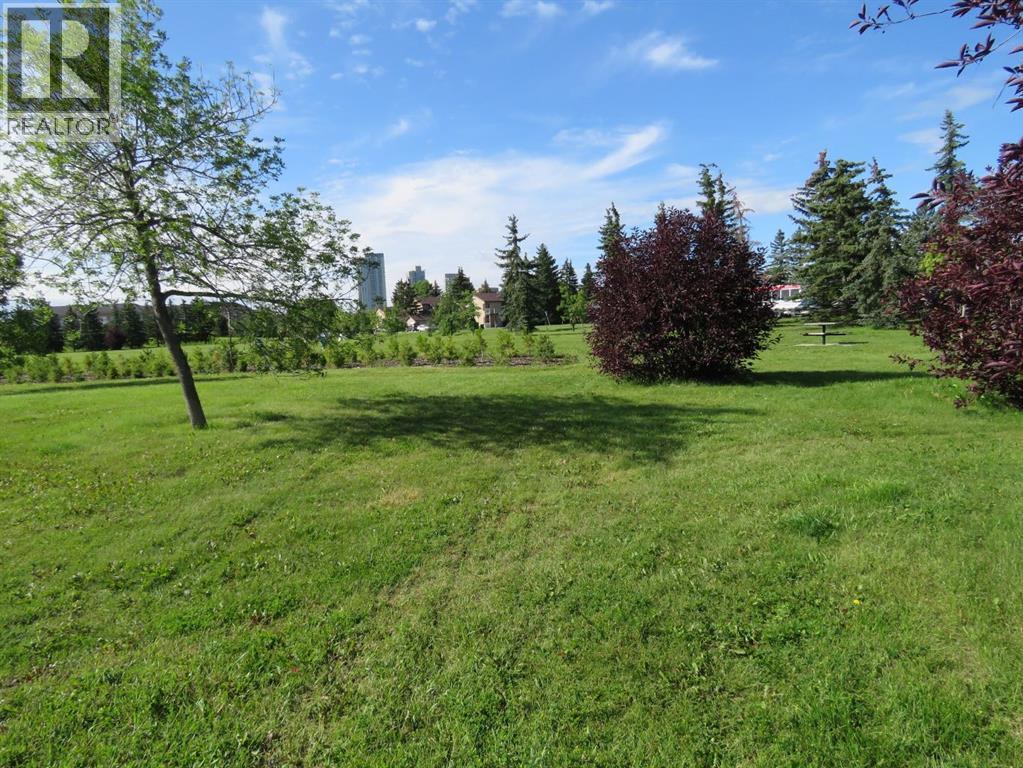 Single Family House for Sale in   Cedar Crescent SW Spruce Cliff Calgary 