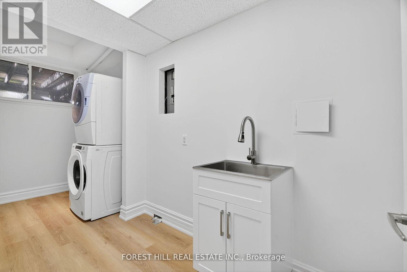 Photo 22 of 48 Beaumont Place, Vaughan ON