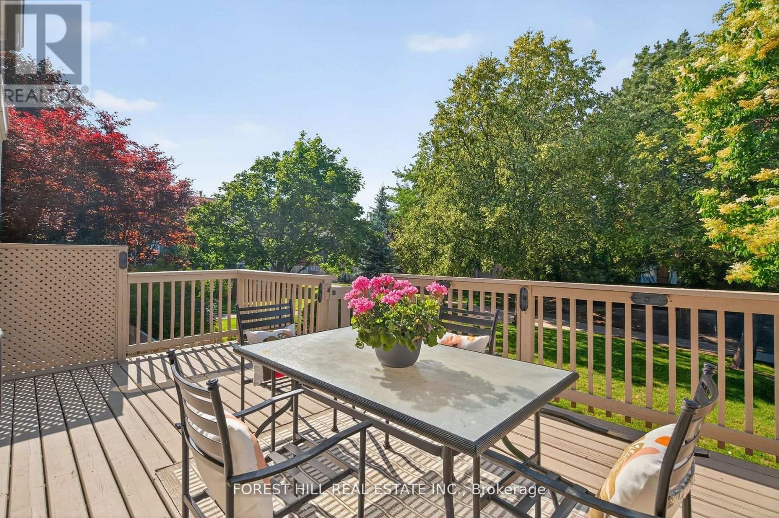 Photo 32 of 48 Beaumont Place, Vaughan ON