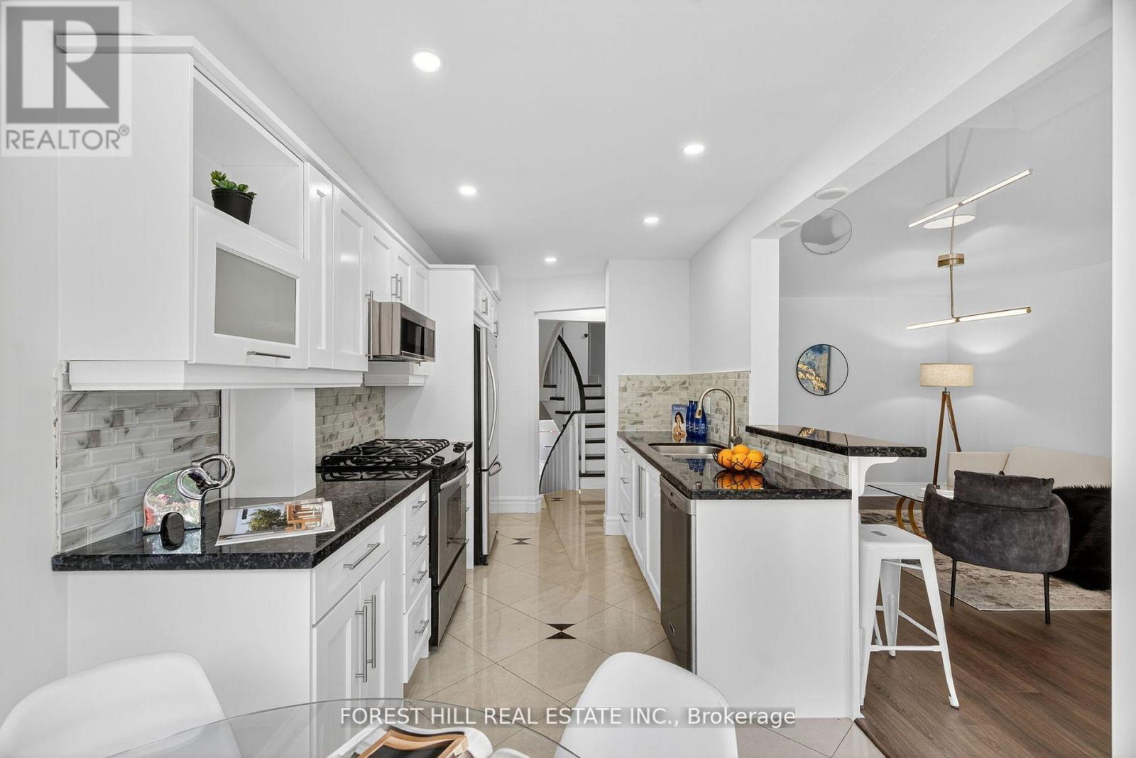 Photo 25 of 48 Beaumont Place, Vaughan ON