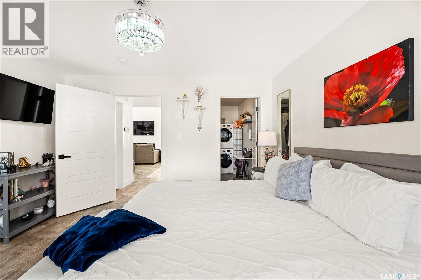 Photo 21 of 1130 Stadacona Street W, Moose Jaw SK