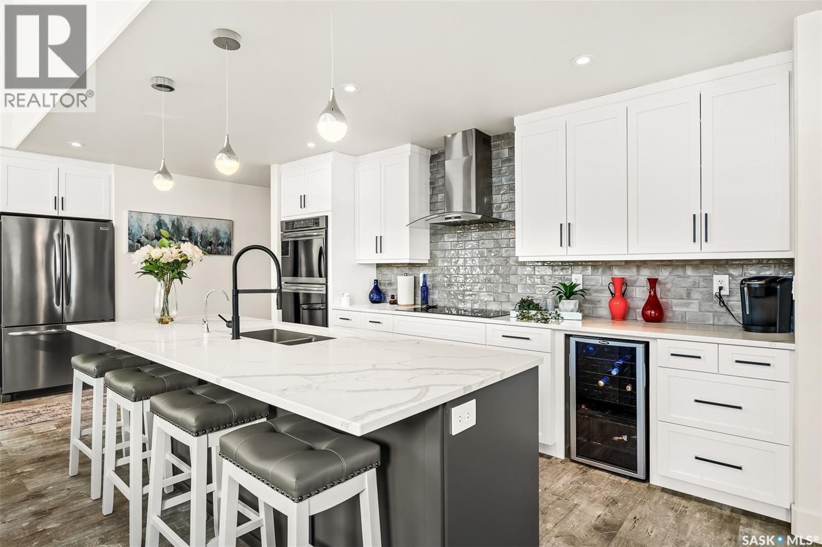 Photo 15 of 1130 Stadacona Street W, Moose Jaw SK