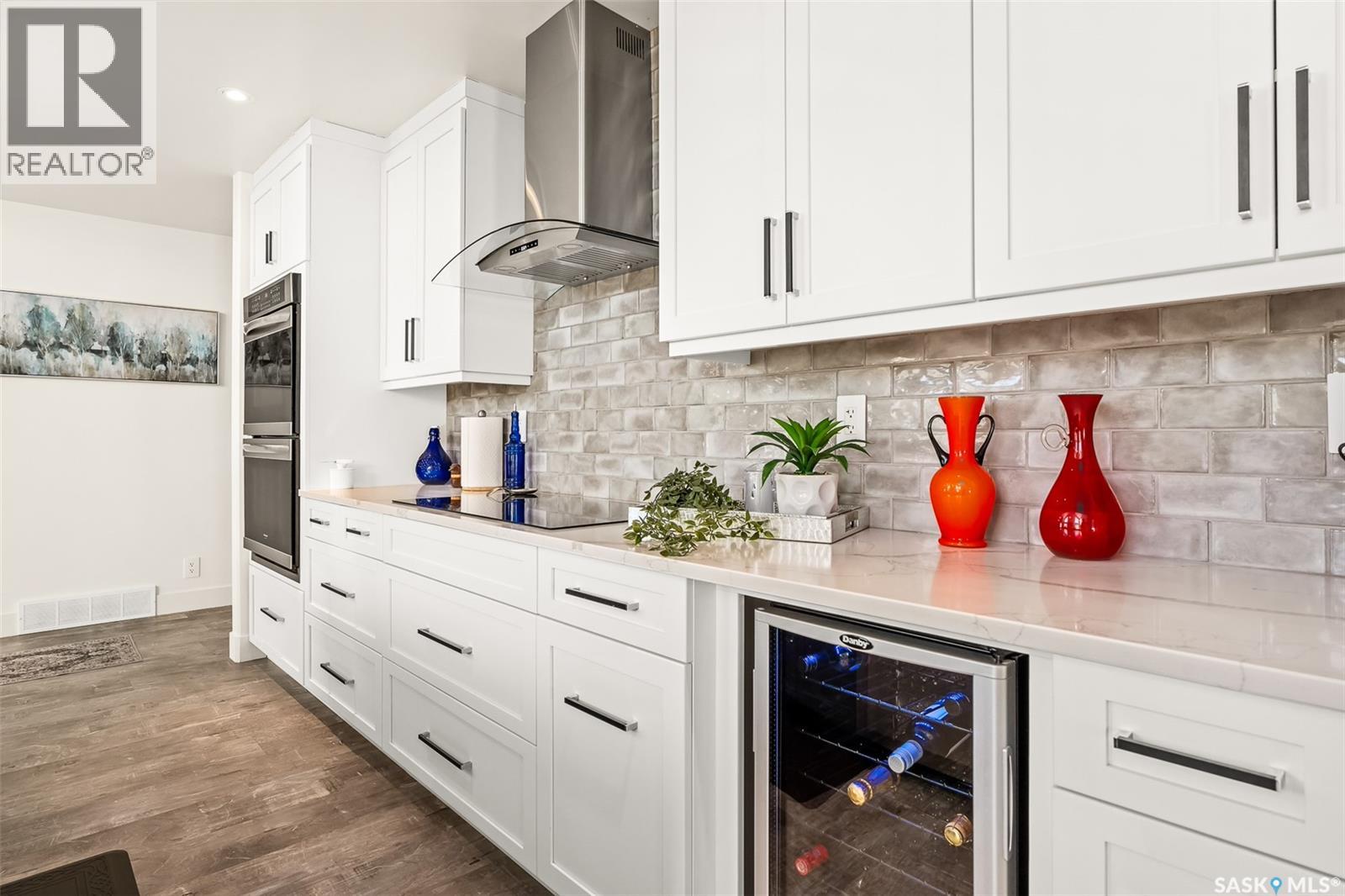 Photo 18 of 1130 Stadacona Street W, Moose Jaw SK