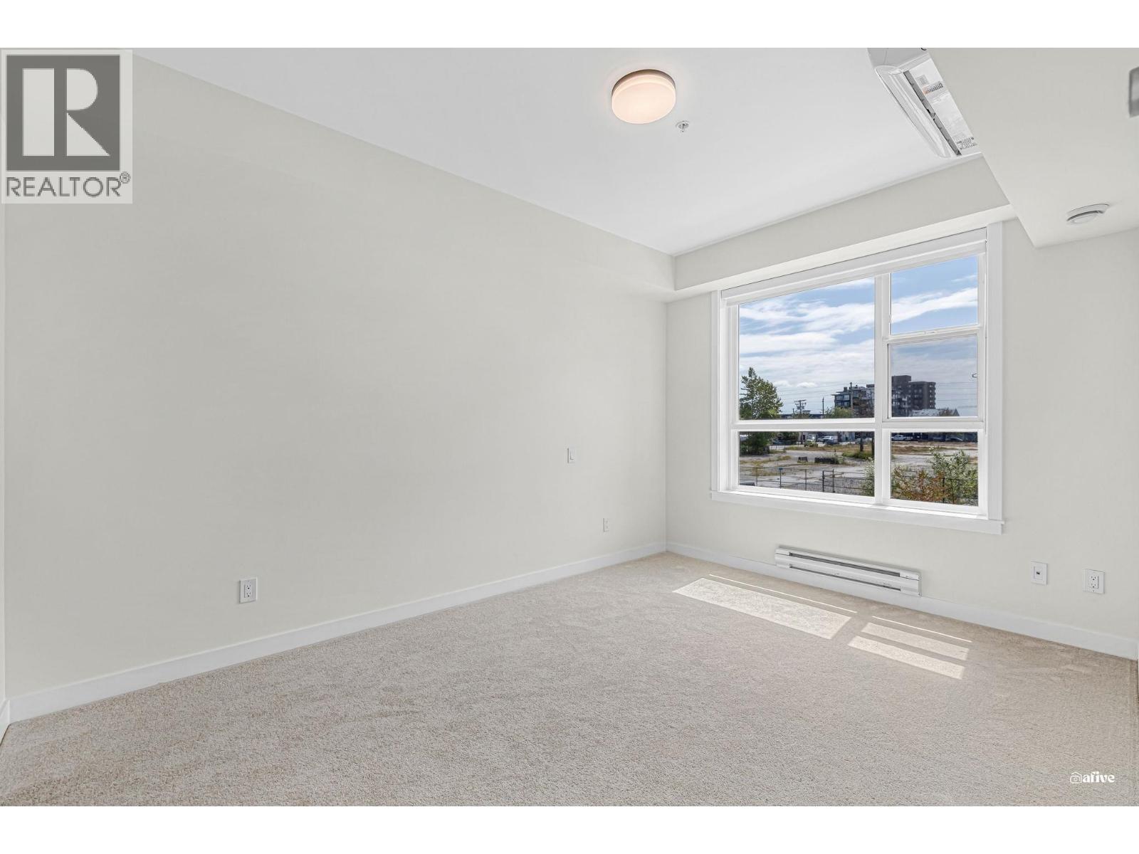 Photo 3 of 215 12109 223 Street, Maple Ridge BC