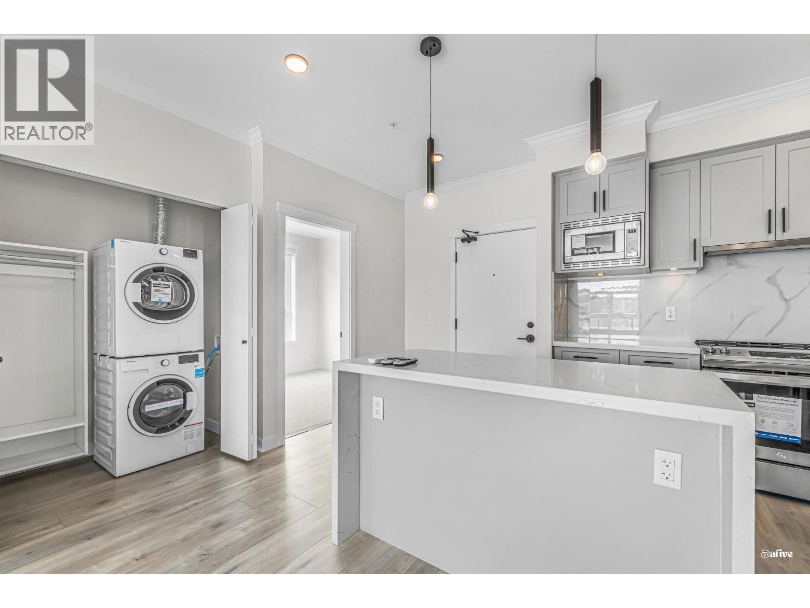 Photo 15 of 215 12109 223 Street, Maple Ridge BC