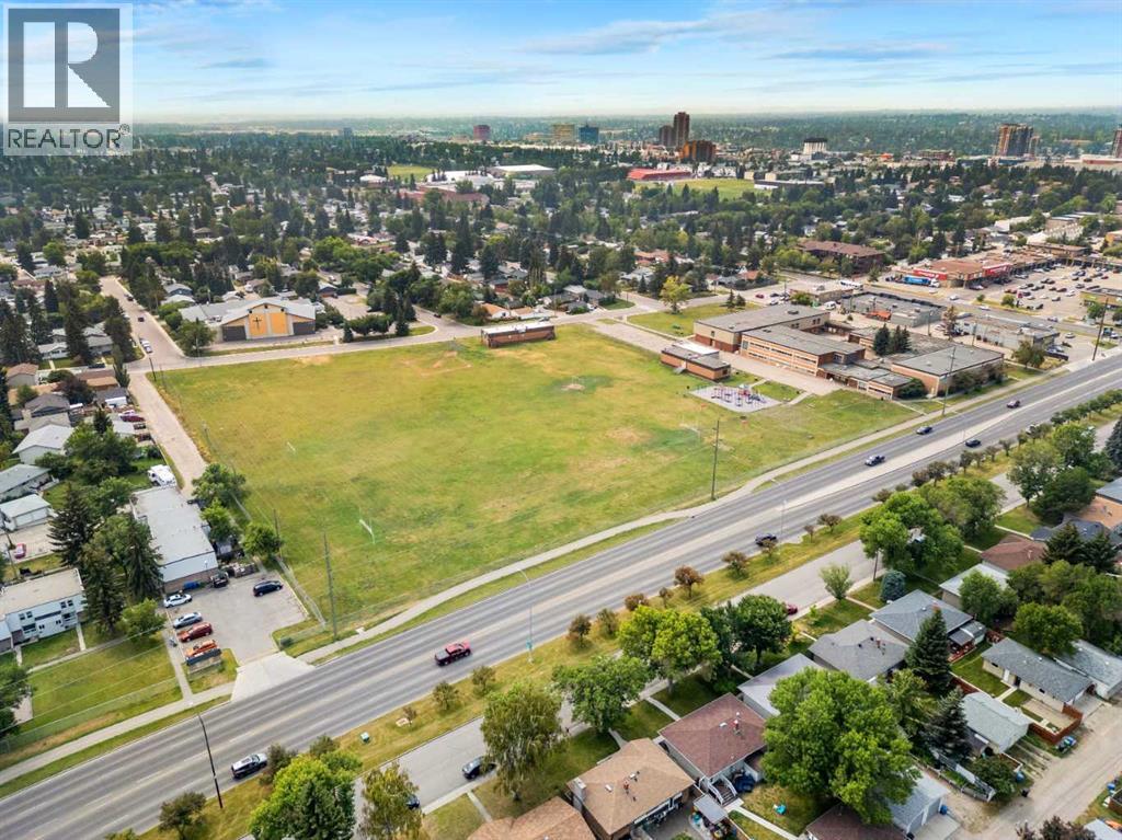 Single Family House Bungalow for Sale in  Fredson Drive SE Fairview Calgary 