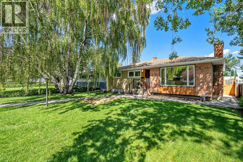 Single Family House Bungalow for Sale in  Fredson Drive SE Fairview Calgary 