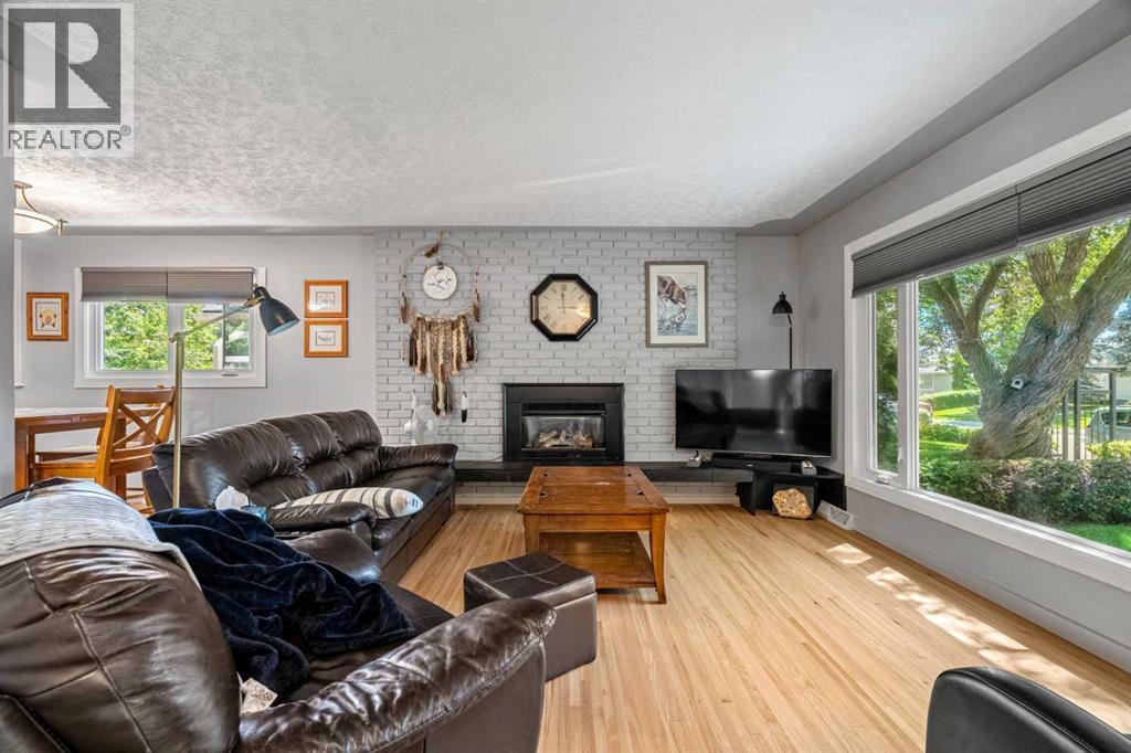 Single Family House Bungalow for Sale in  Fredson Drive SE Fairview Calgary 