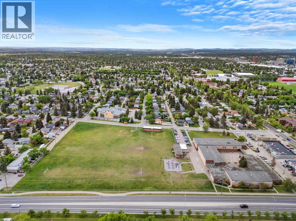 Single Family House Bungalow for Sale in  Fredson Drive SE Fairview Calgary 