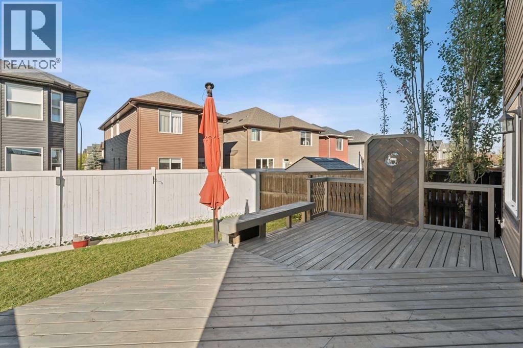 Single Family House for Sale in  Evanspark Gardens NW Evanston Calgary 