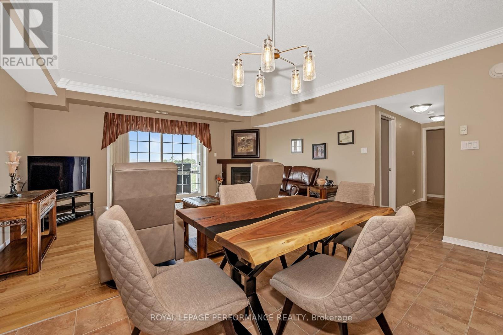 Photo 8 of 205 2360 Albert Street, Clarencerockland ON