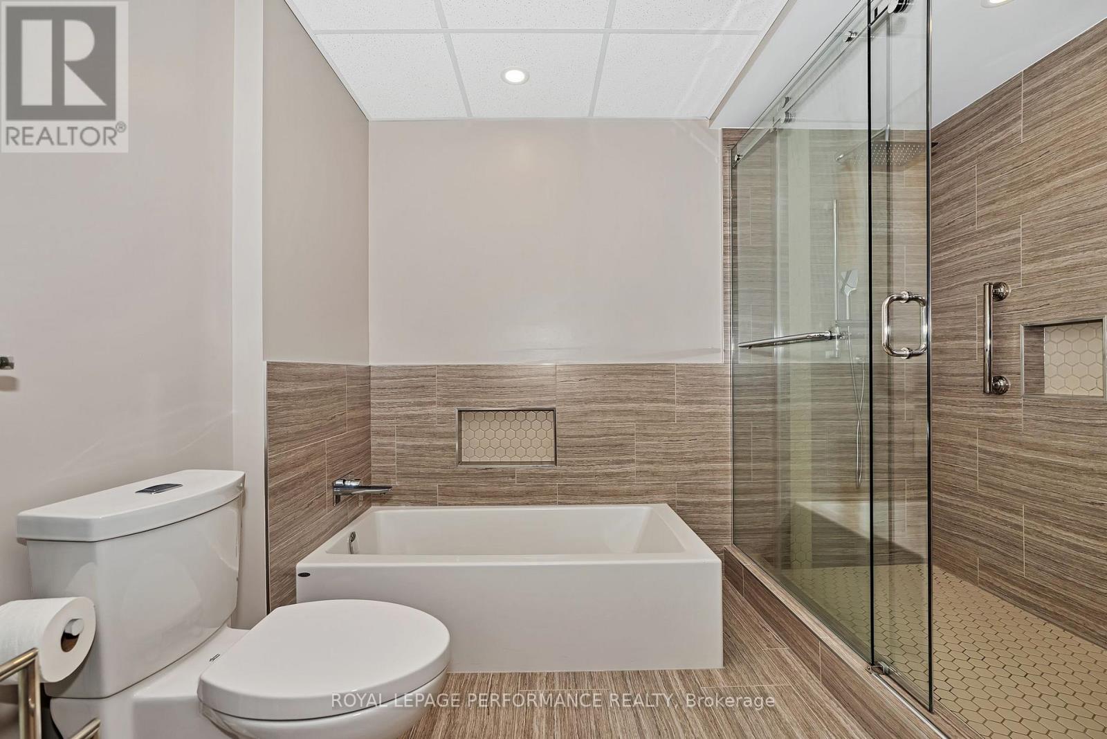 Photo 23 of 205 2360 Albert Street, Clarencerockland ON