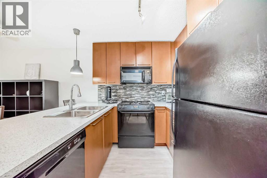 Single Family House for Sale in   Richard Court SW Lincoln Park Calgary 