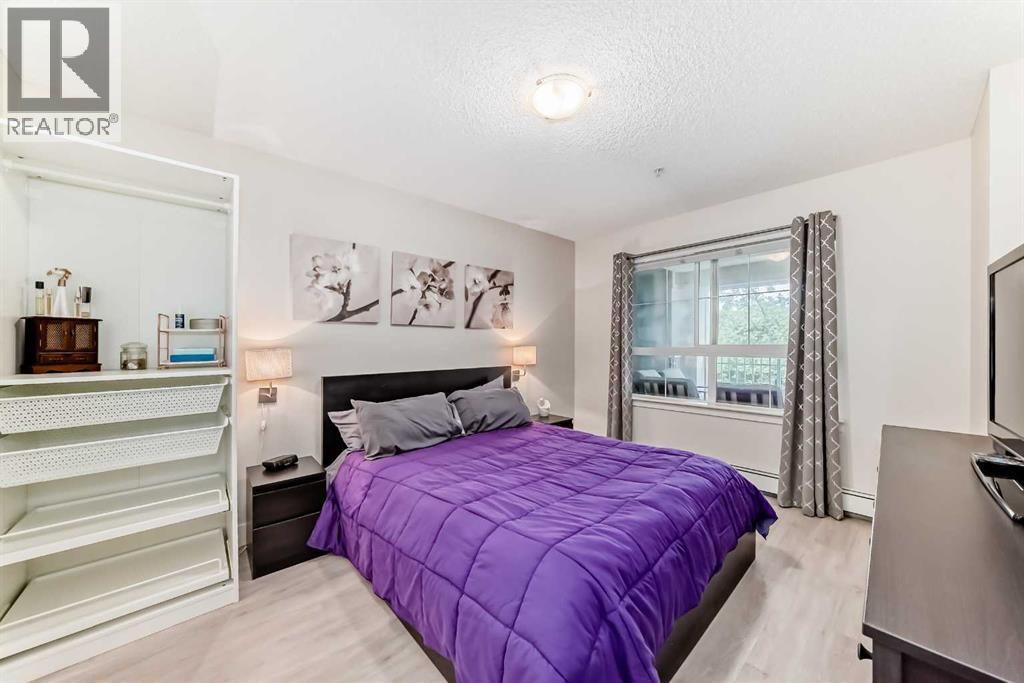 Single Family House for Sale in   Richard Court SW Lincoln Park Calgary 
