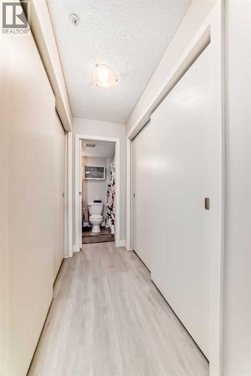 Single Family House for Sale in   Richard Court SW Lincoln Park Calgary 