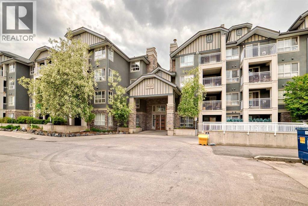 Single Family House for Sale in   Richard Court SW Lincoln Park Calgary 