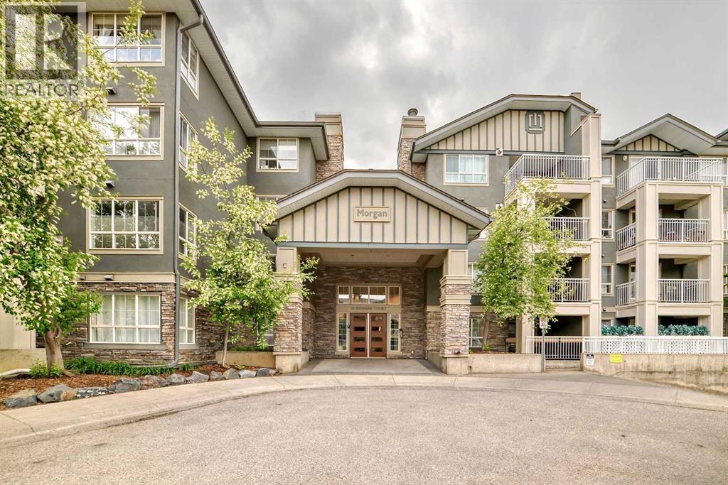 Single Family House for Sale in   Richard Court SW Lincoln Park Calgary 